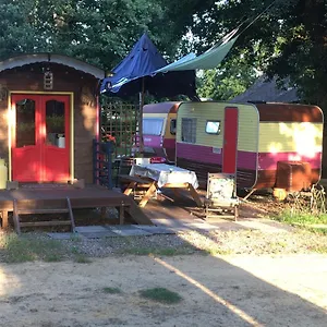  Camping La Roulotte Chainoux France