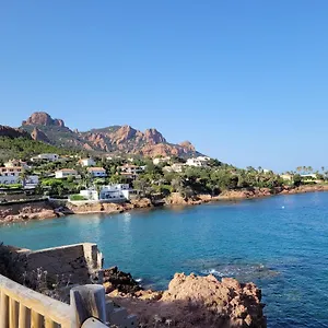 Appartement Agay A 2 Pas Des Plages, Saint-Raphaël